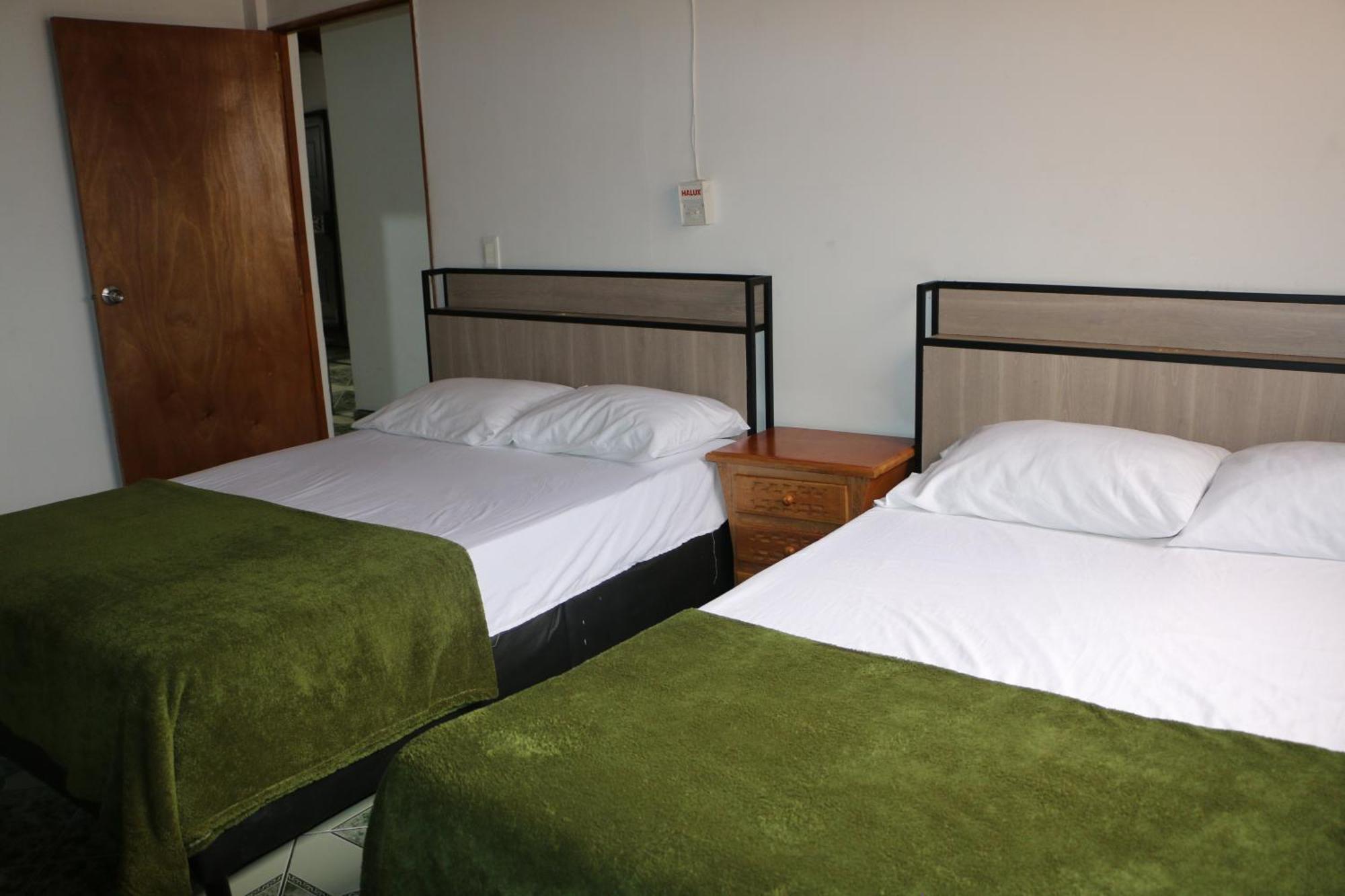 Aparta Torre De Prado Penthouse * Medellin